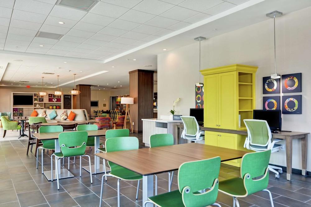 Home2 Suites Charleston West Ashley