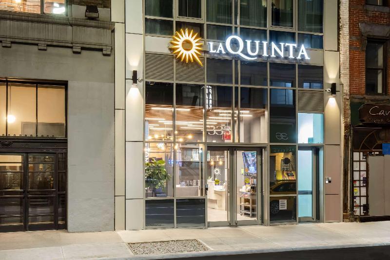 La Quinta Inn & Suites by Wyndham Manhattan Midtown