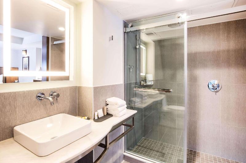 La Quinta Inn & Suites by Wyndham Manhattan Midtown