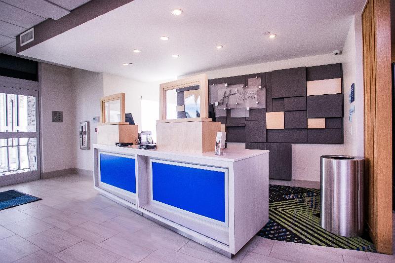 Holiday Inn Express & Suites Rehoboth Beach