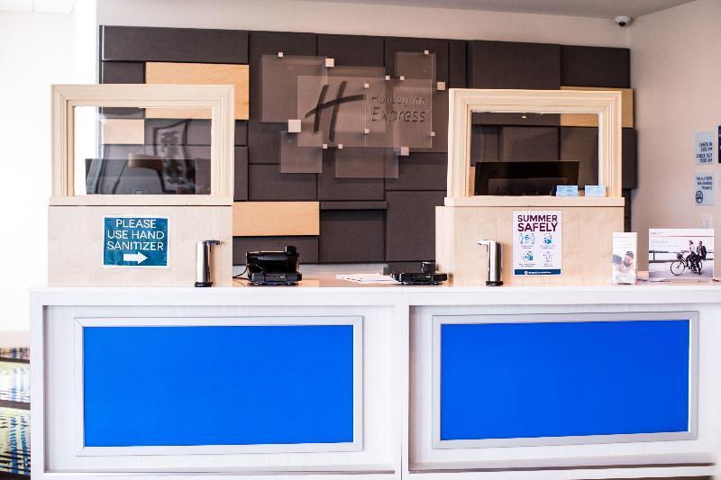 Holiday Inn Express & Suites Rehoboth Beach