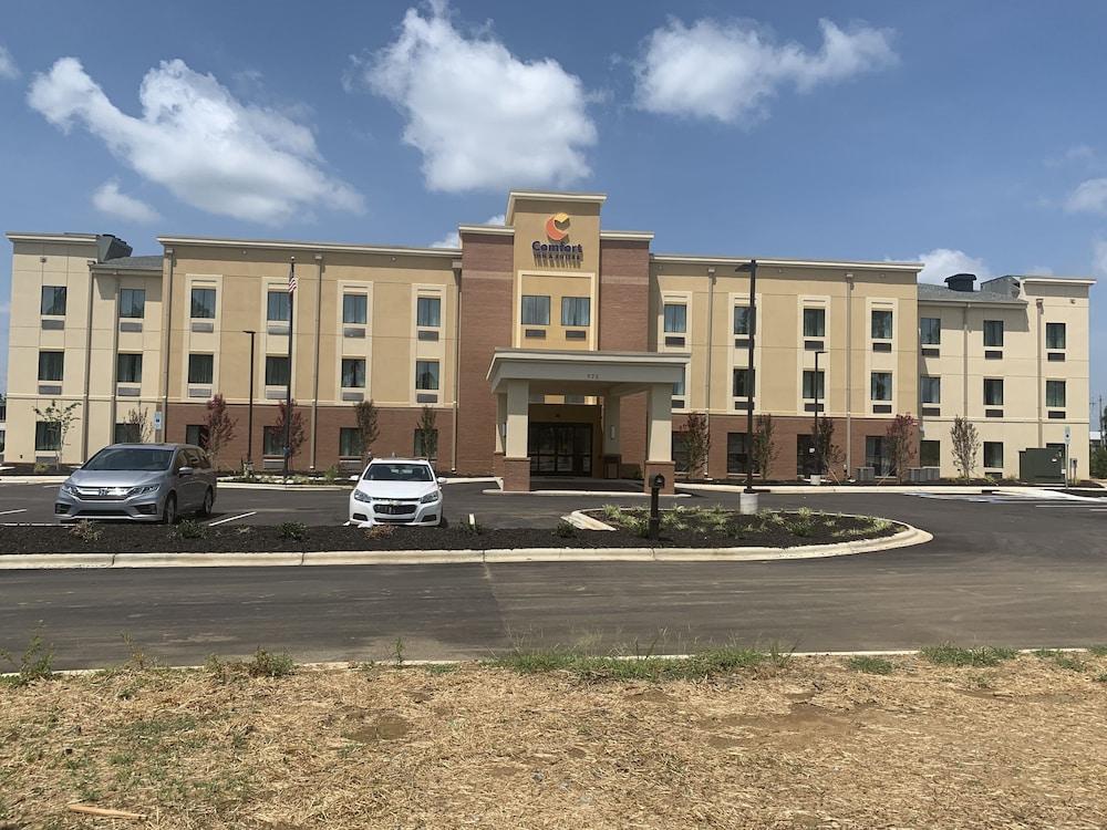 Comfort Inn & Suites