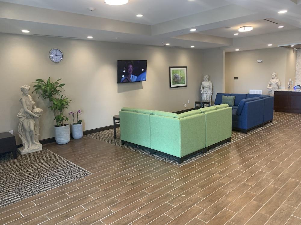 Comfort Inn & Suites