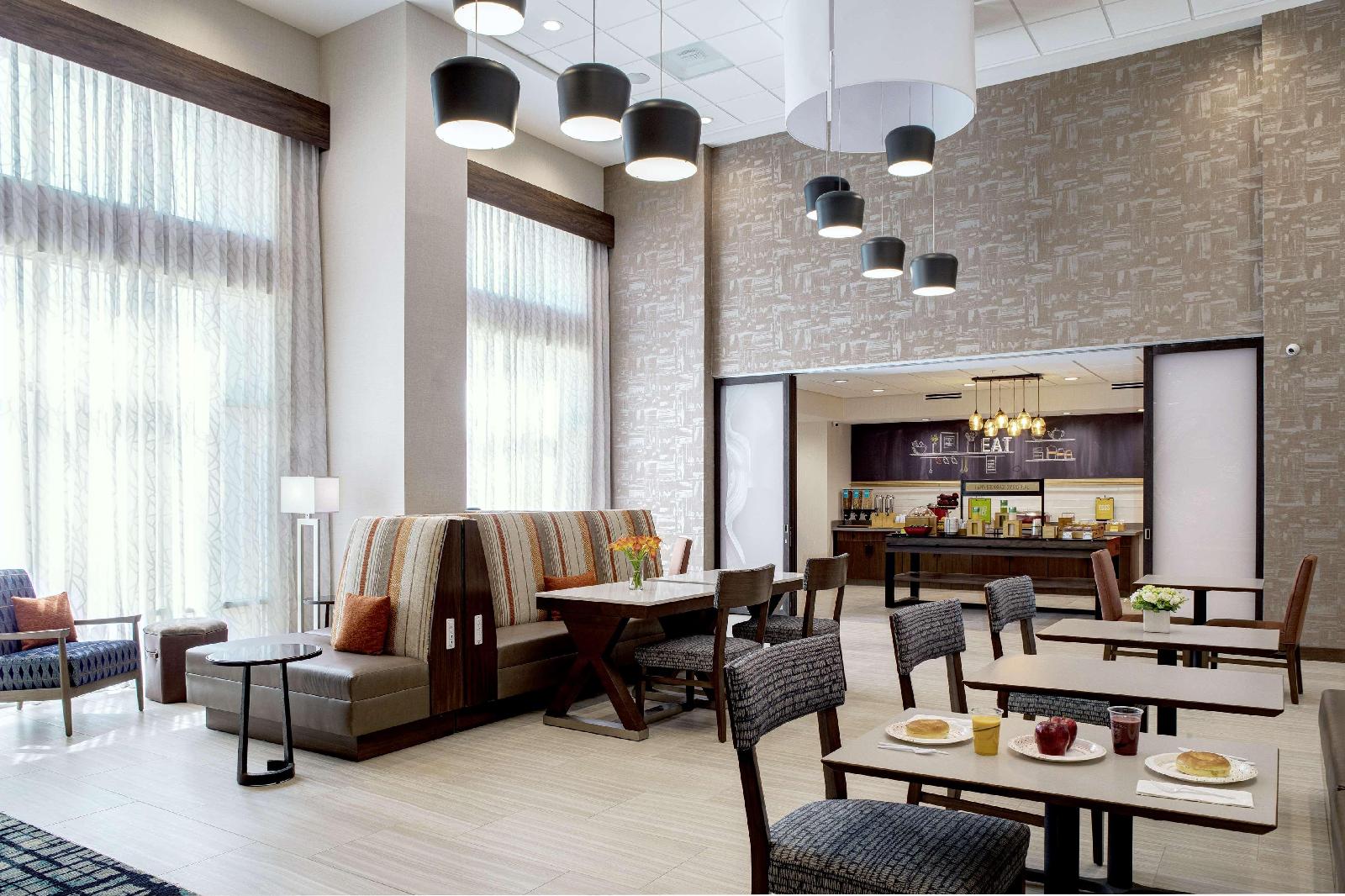 Hampton Inn And Suites Indio