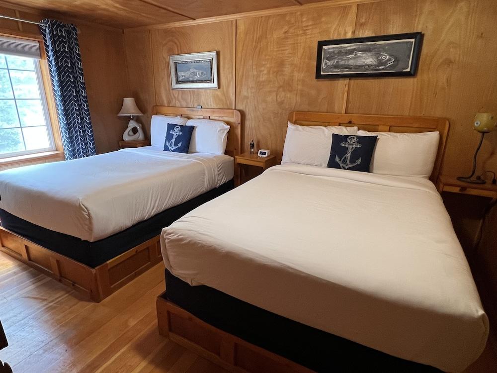 Anchor Inn Resort