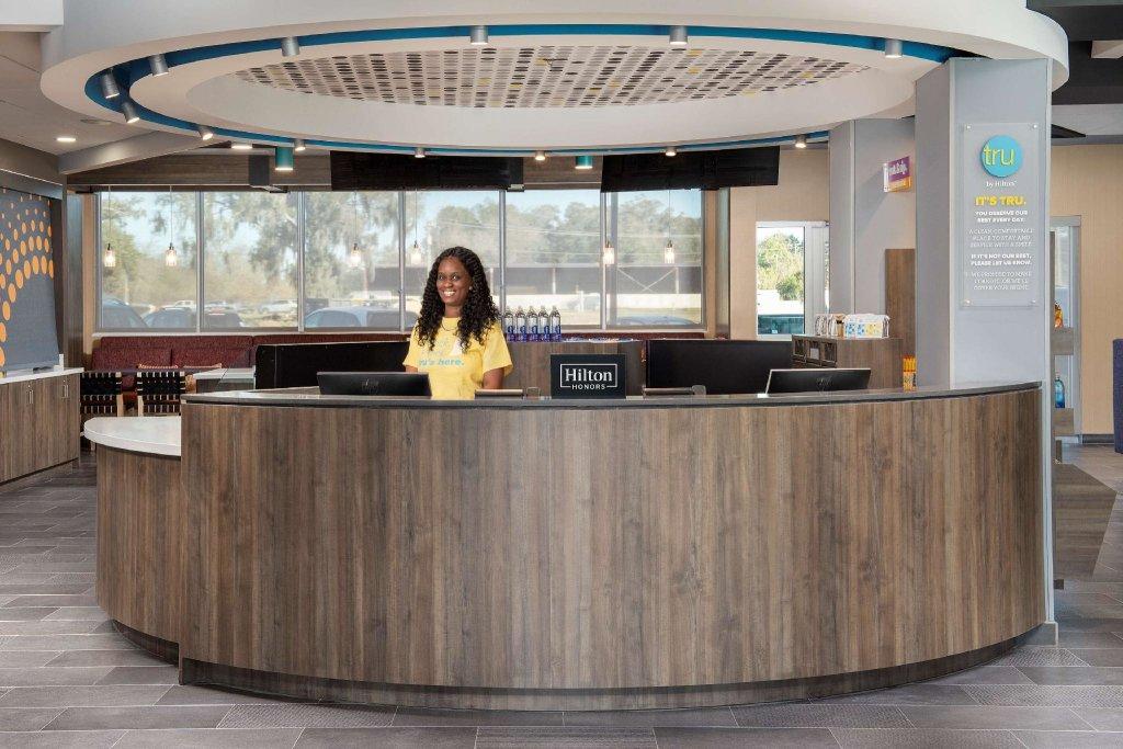 Tru by Hilton Beaufort
