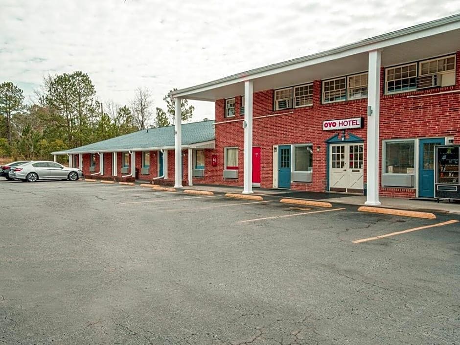 Hotel Durham West Hills by OYO Rooms