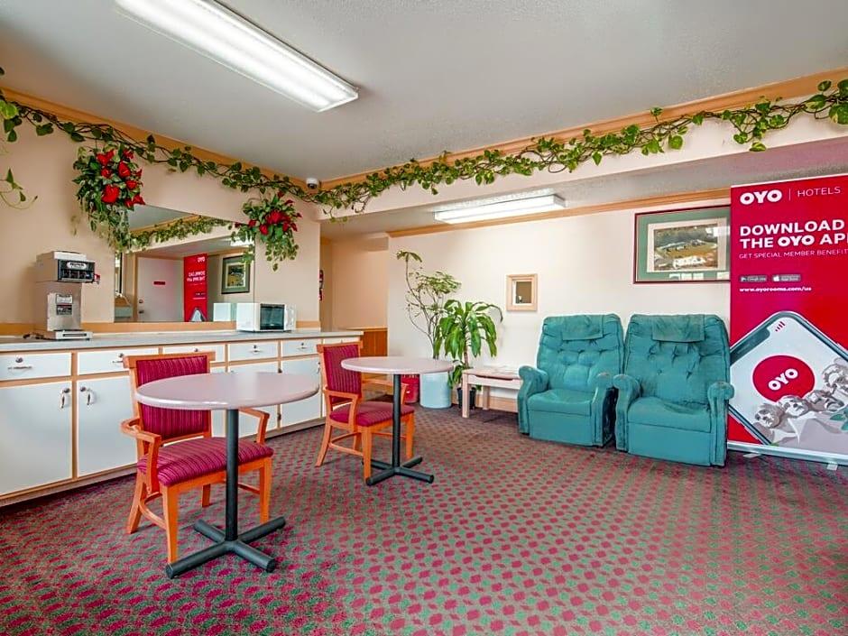 Hotel Durham West Hills by OYO Rooms