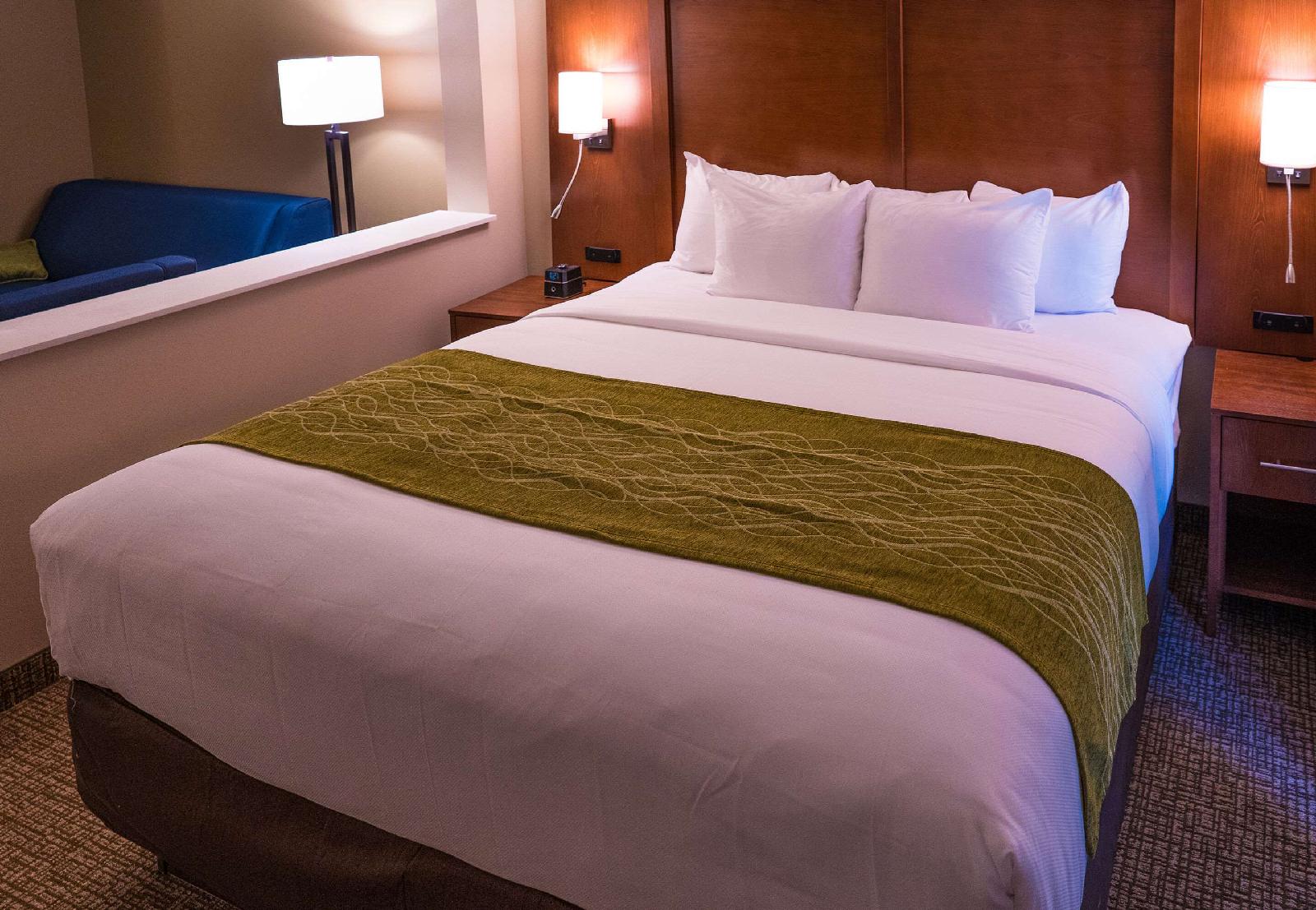 Comfort Suites Albuquerque Airport