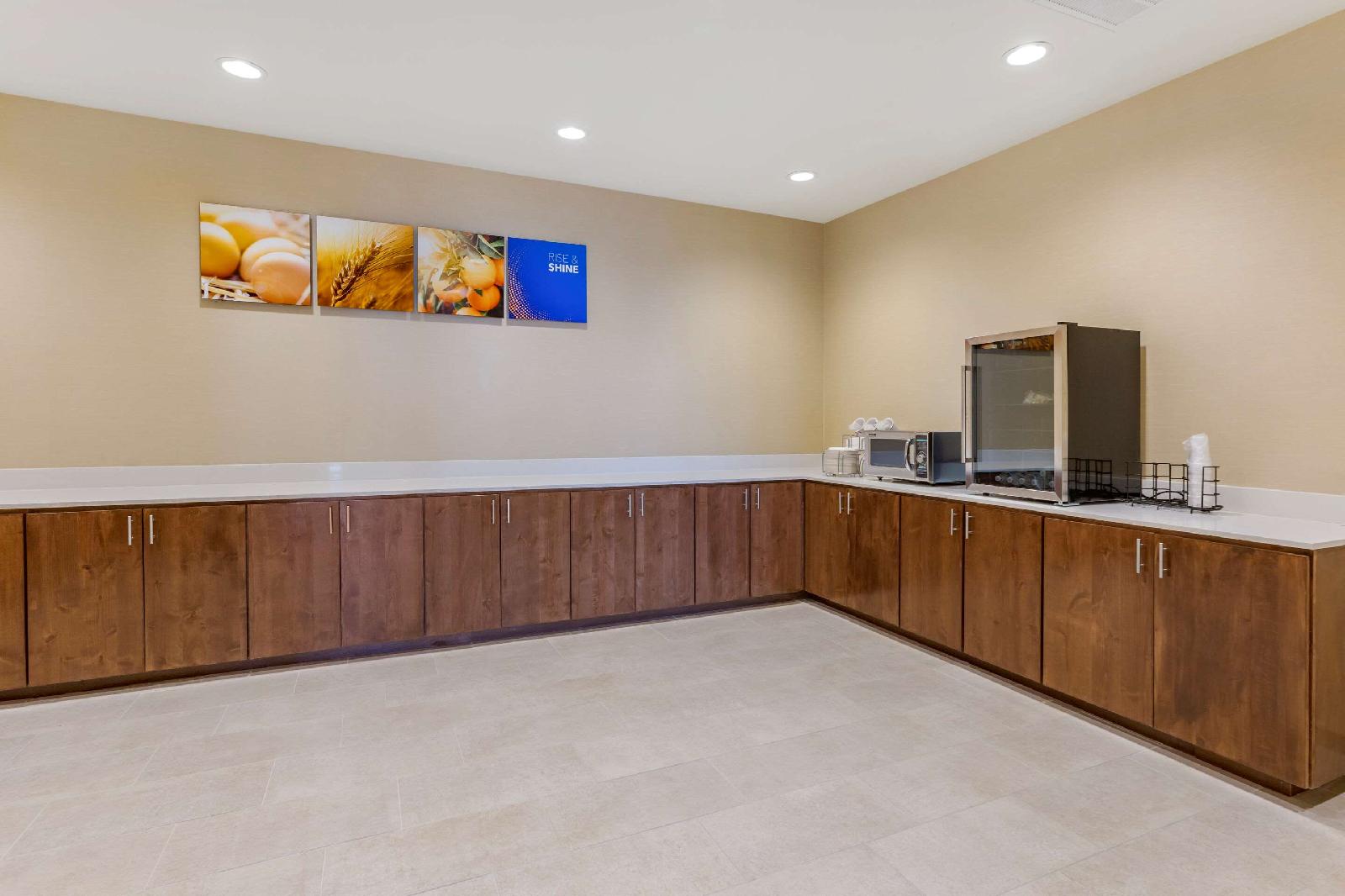 Comfort Suites Albuquerque Airport