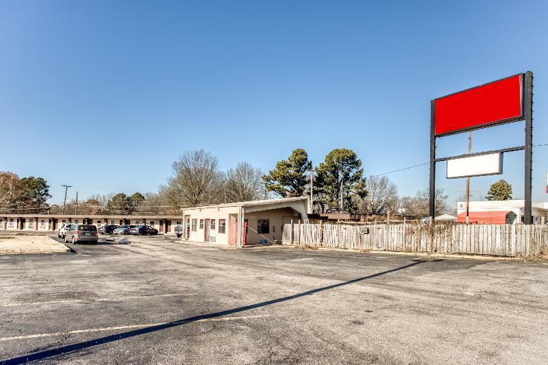 Hotel Bald Knob AR Hwy 64 by OYO