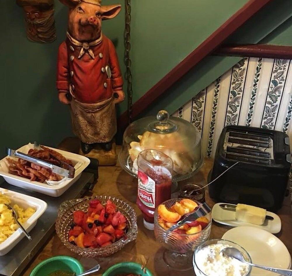 The Villa Dallavalle Historic Inn