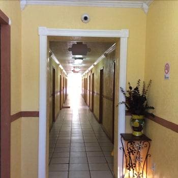 Dixie Hotel