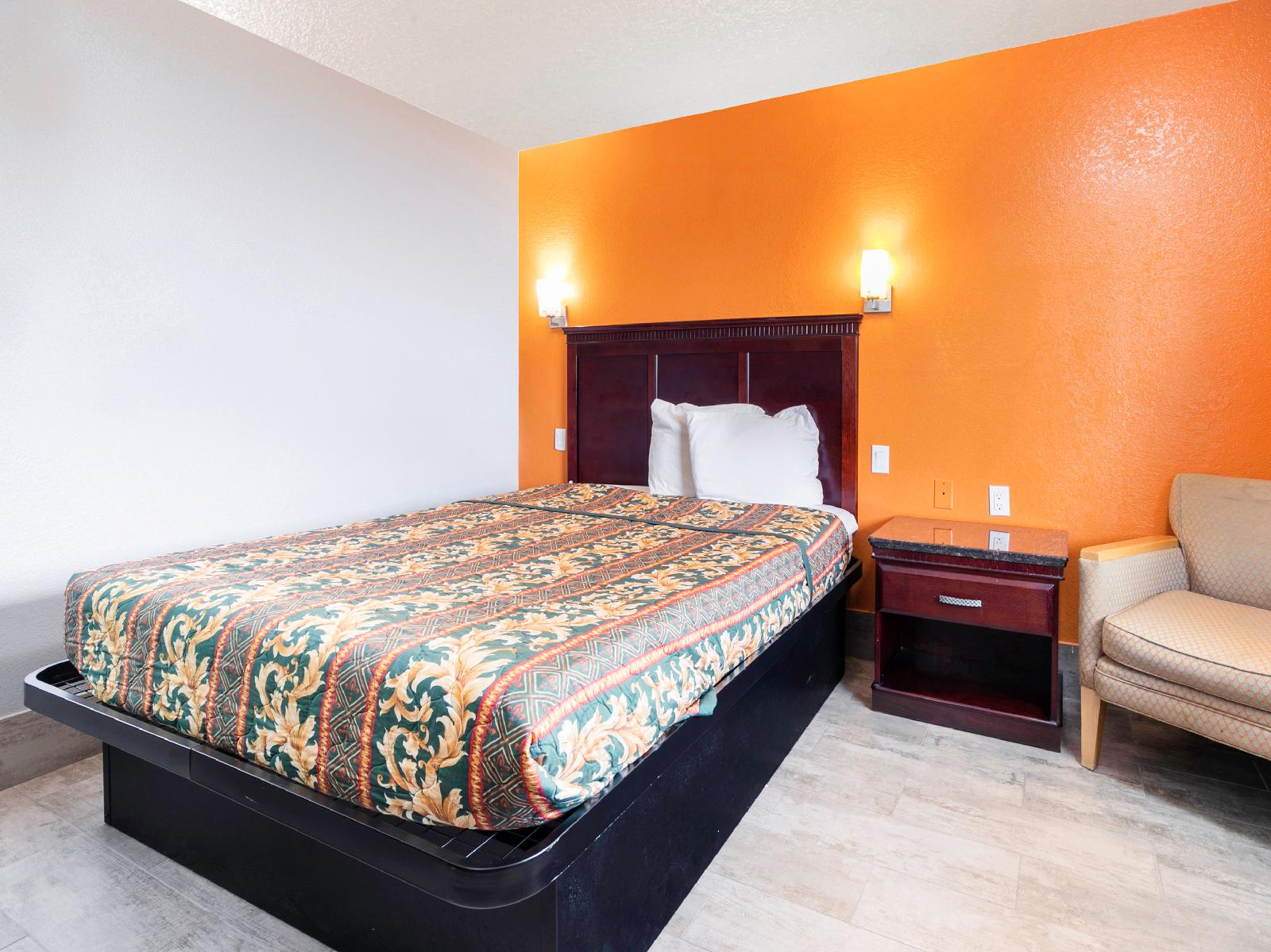 Hotel Lake Charles Hwy 10 by OYO Rooms