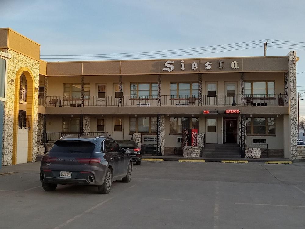 Siesta Motel