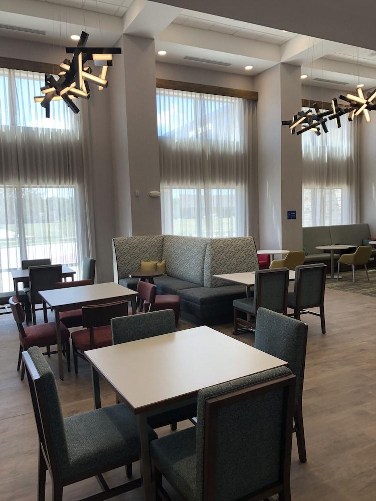 Hampton Inn & Suites Pekin Peoria Area