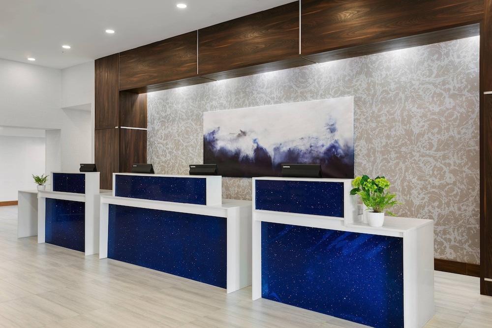 Delta Hotels Indianapolis Airport