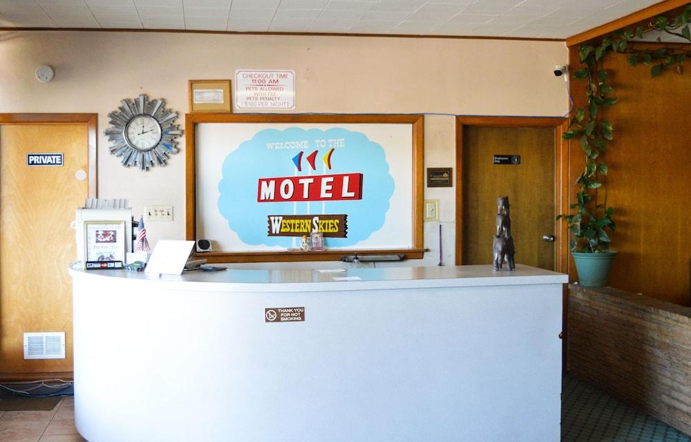 Western Skies Motel