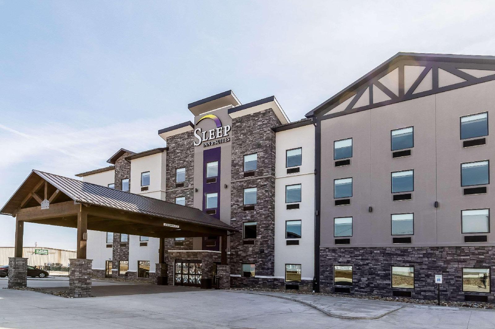 Sleep Inn & Suites