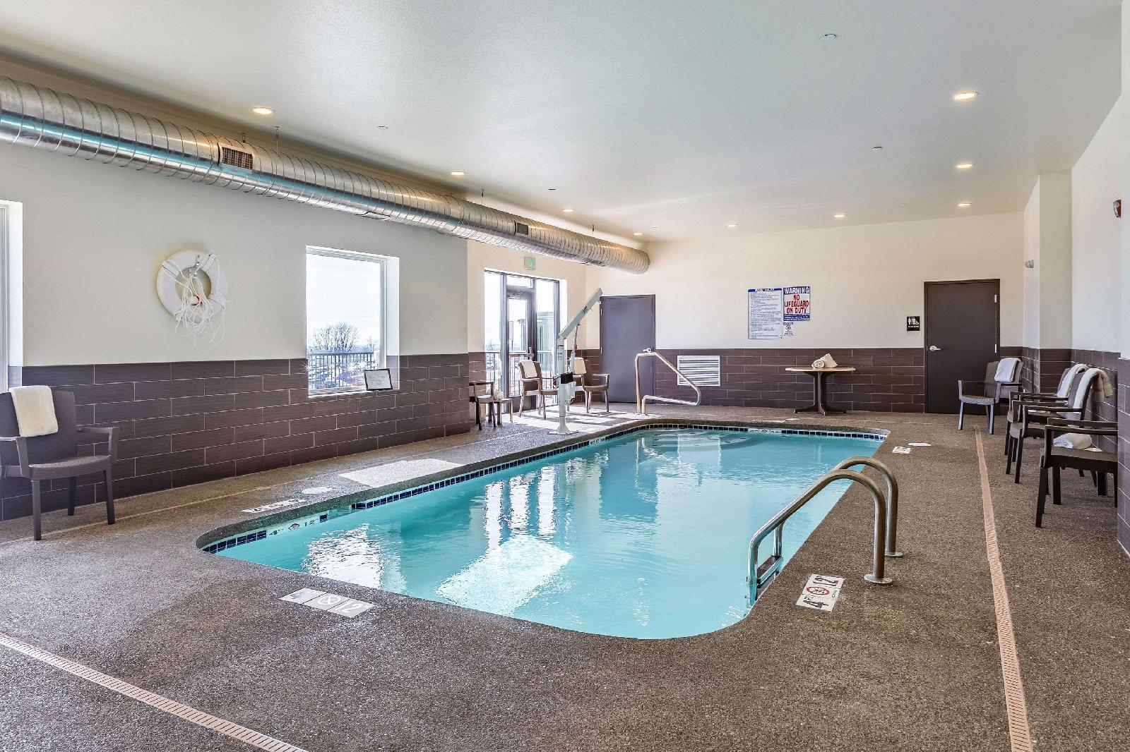 Sleep Inn & Suites