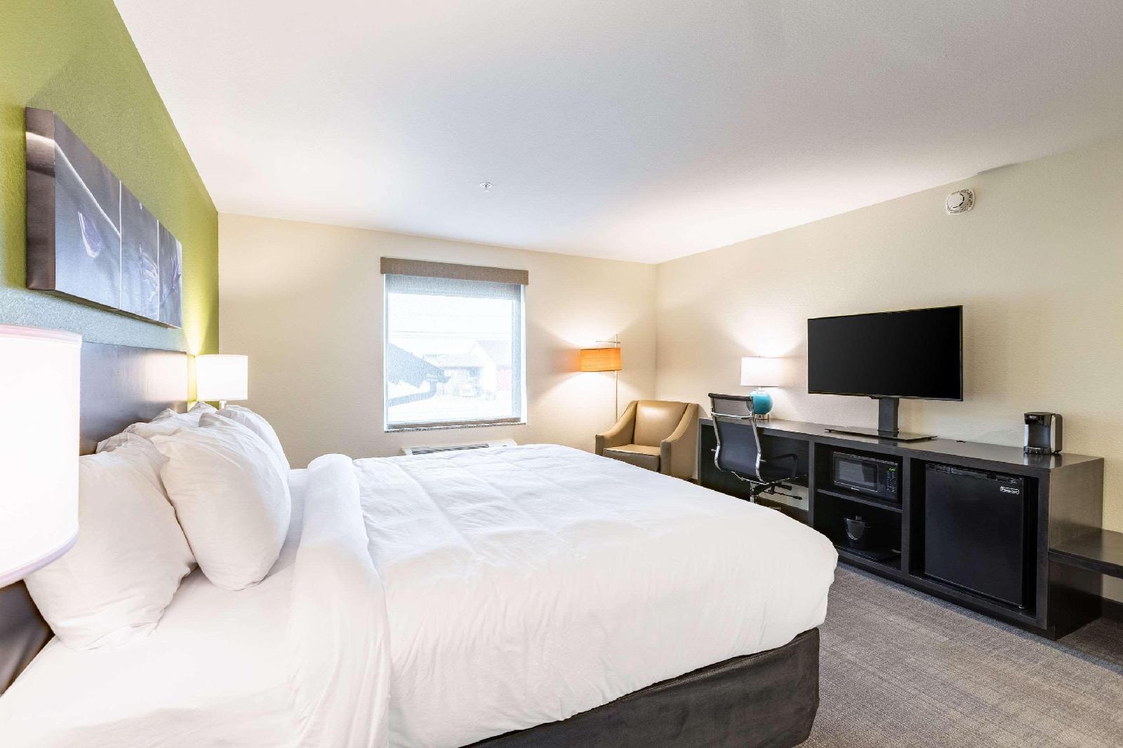 Sleep Inn & Suites