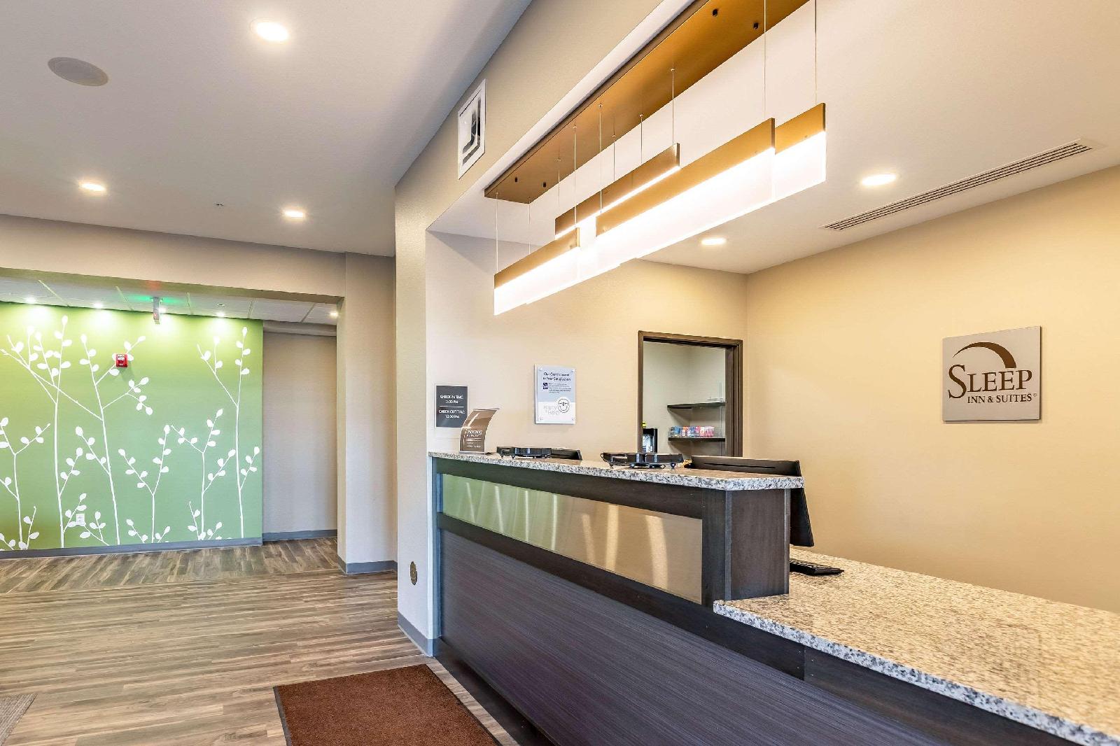 Sleep Inn & Suites