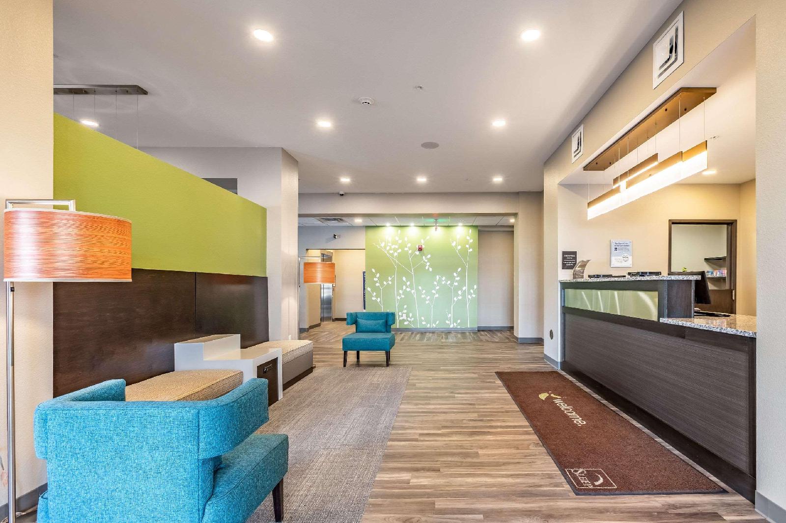 Sleep Inn & Suites