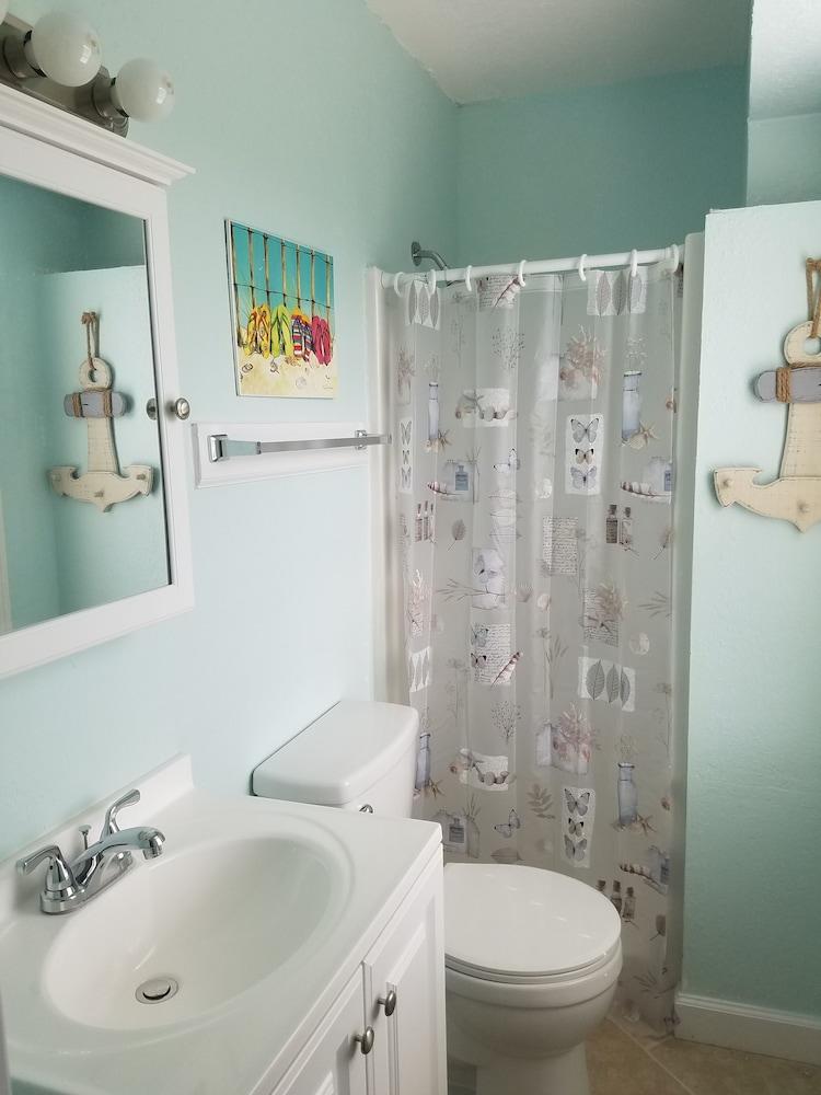 Pierhouse Bed & Breakfast