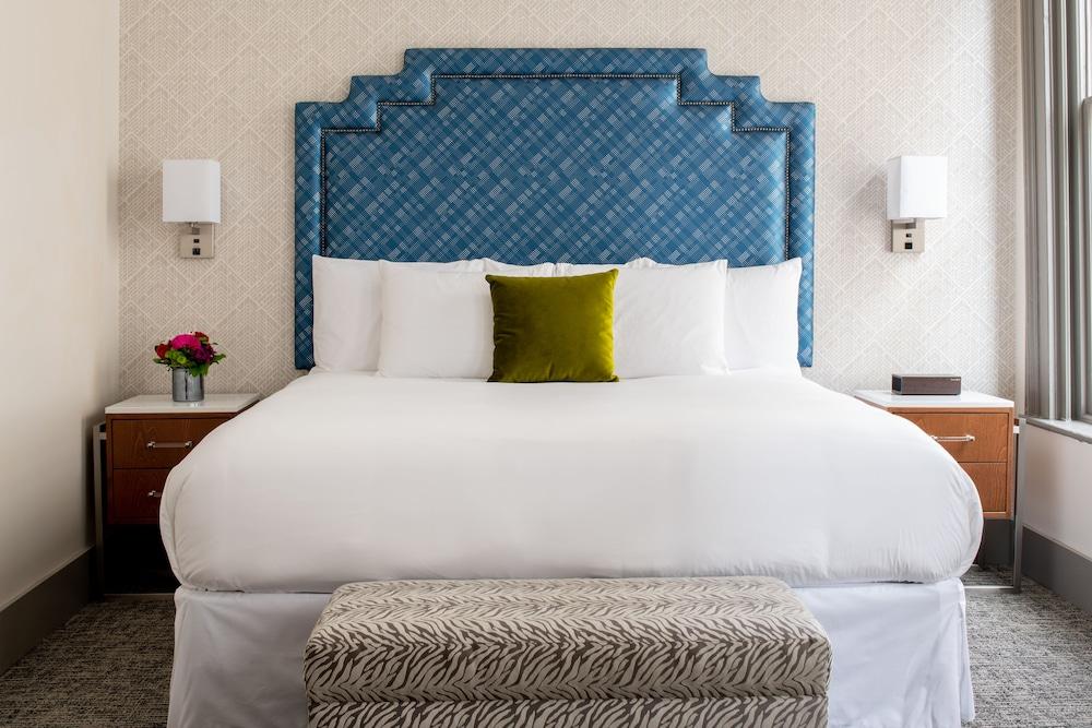 Harlow Hotel