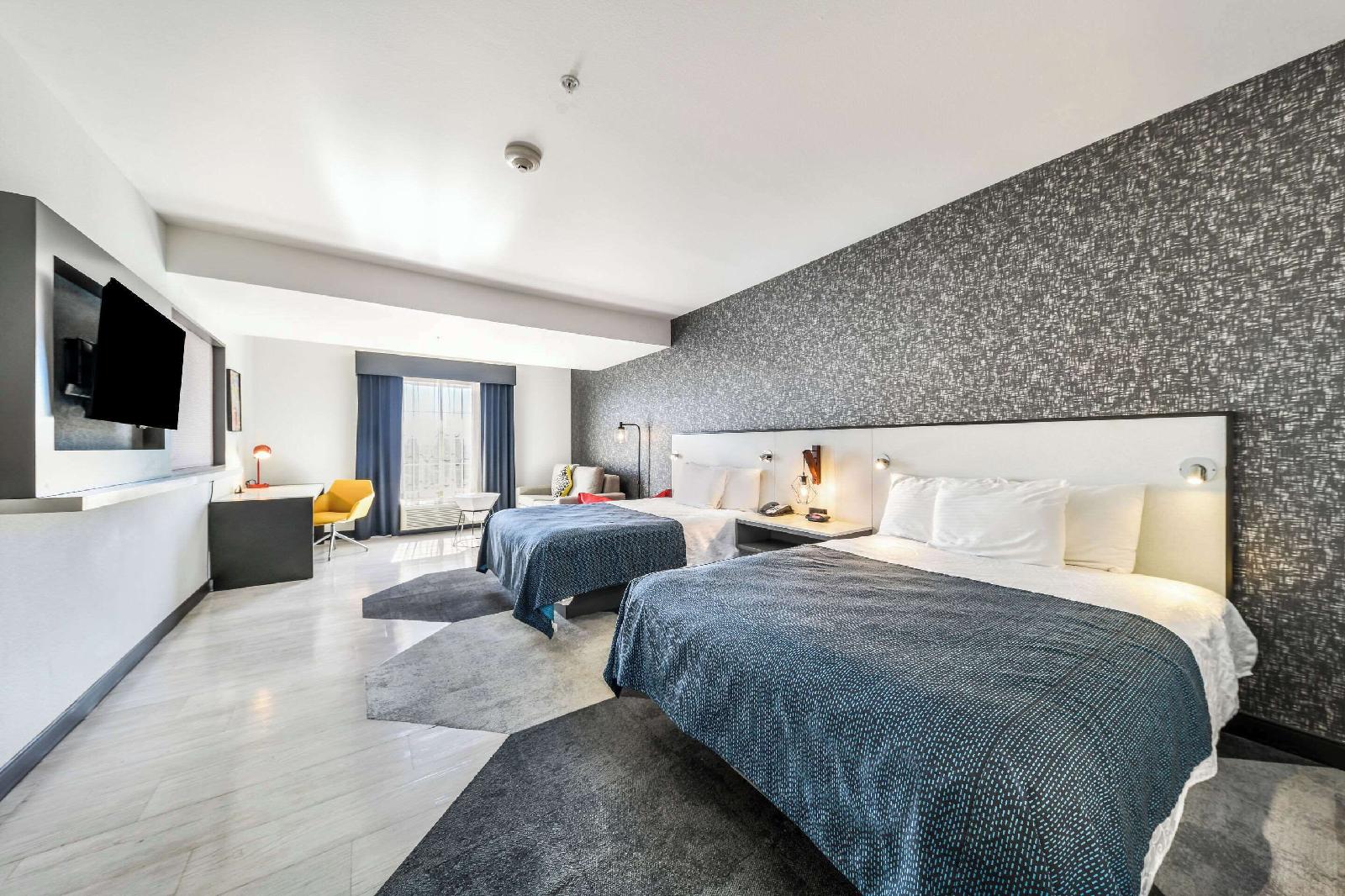 Hy Lo Hotel