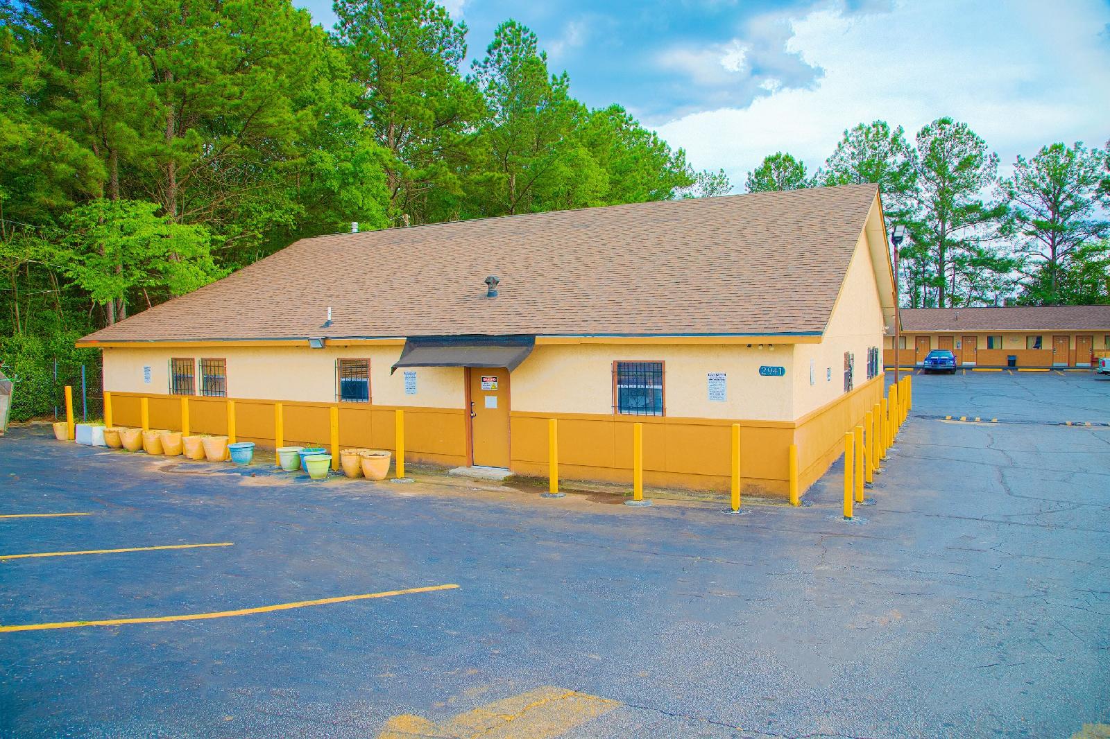 Hotel Decatur I-20 East & Wesley Club Dr