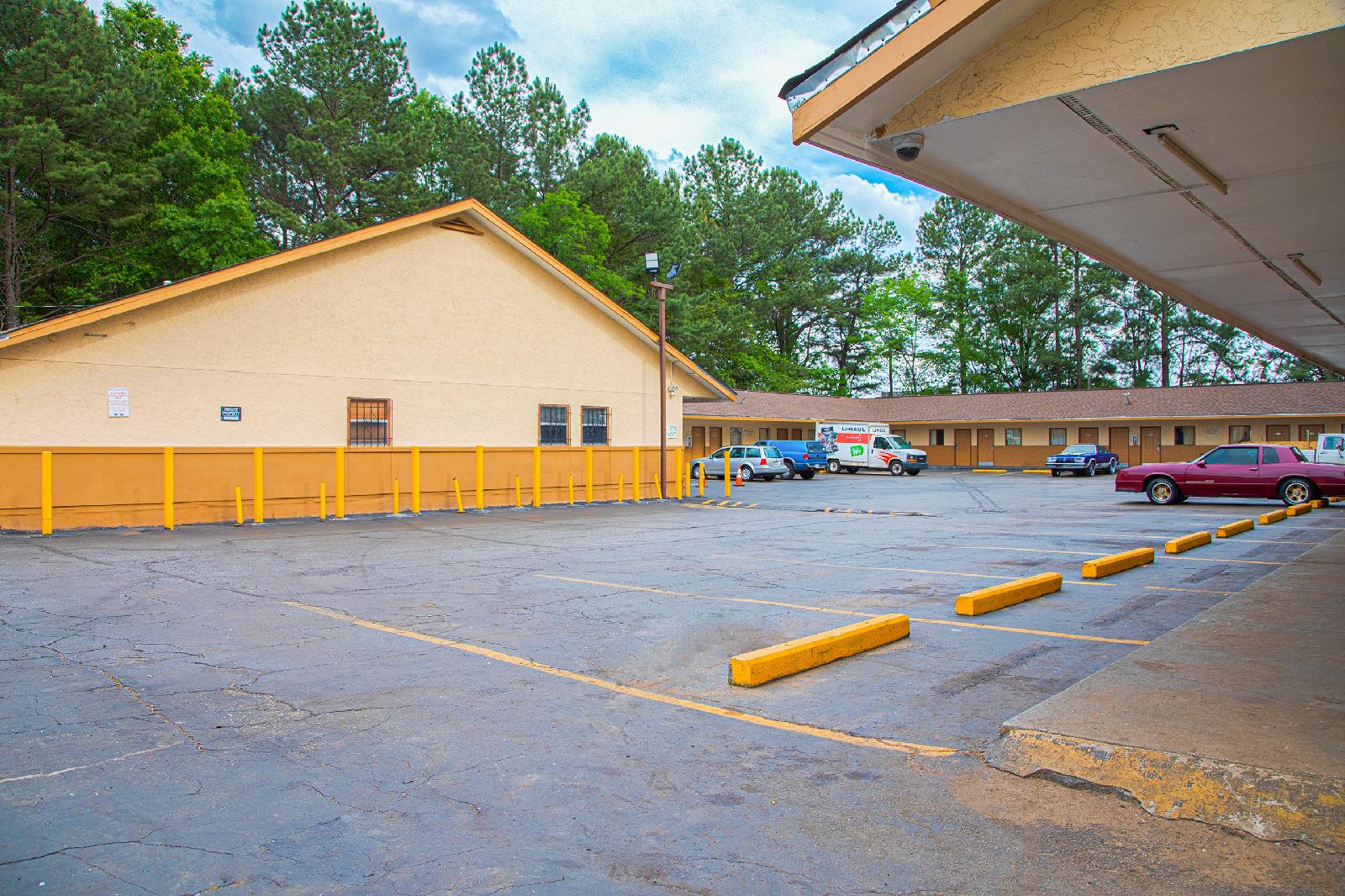 Hotel Decatur I-20 East & Wesley Club Dr