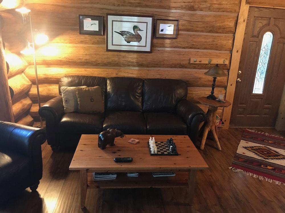 The Eld House