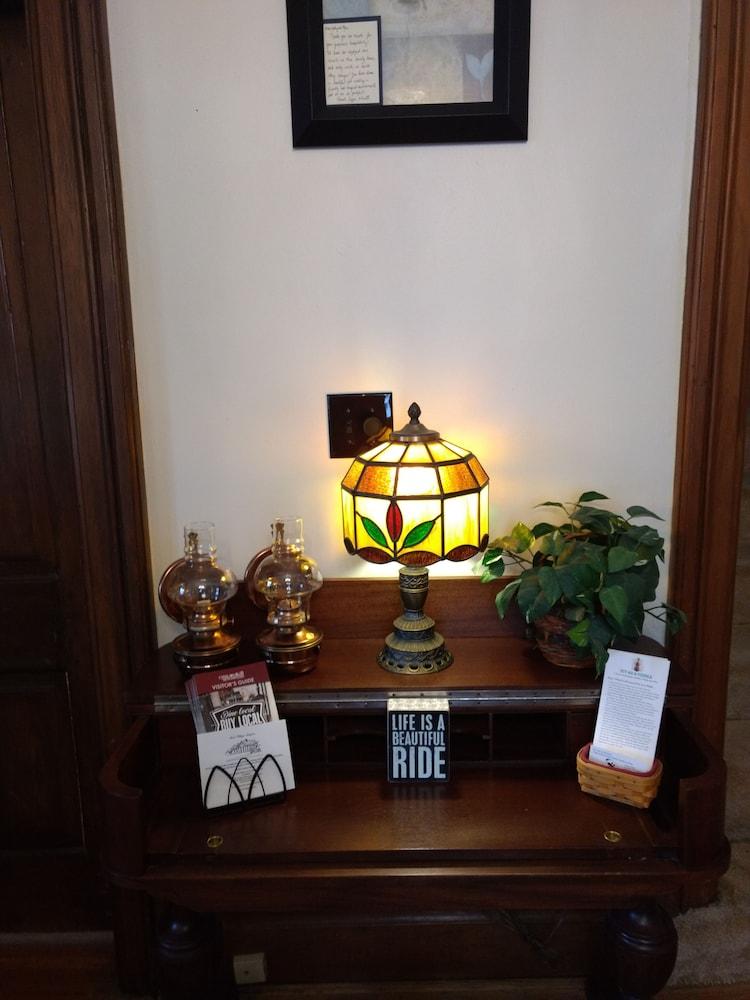 Carraway Guest House