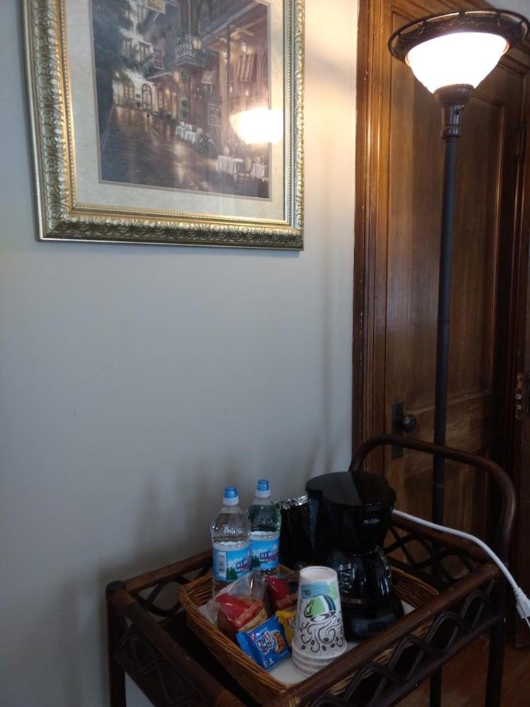 Carraway Guest House
