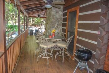 Dew Drop Inn