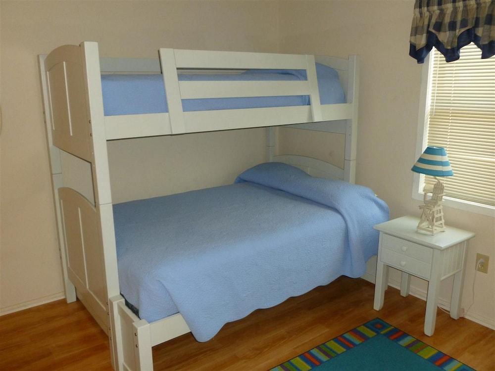 Guest Cottage by Myrtle Beach Vacation Rentals