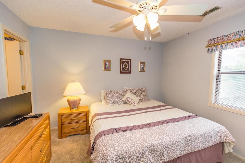 Guest Cottage by Myrtle Beach Vacation Rentals