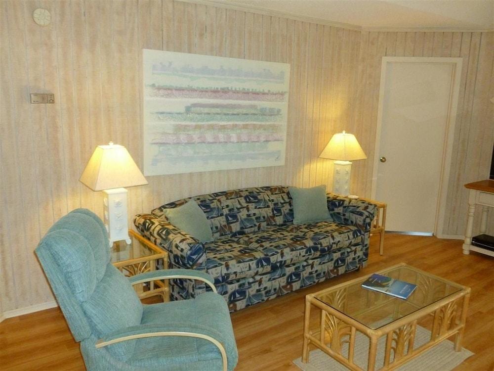 Guest Cottage by Myrtle Beach Vacation Rentals