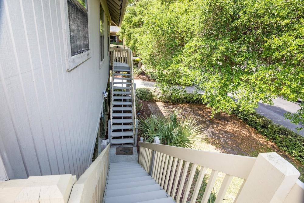 Guest Cottage by Myrtle Beach Vacation Rentals