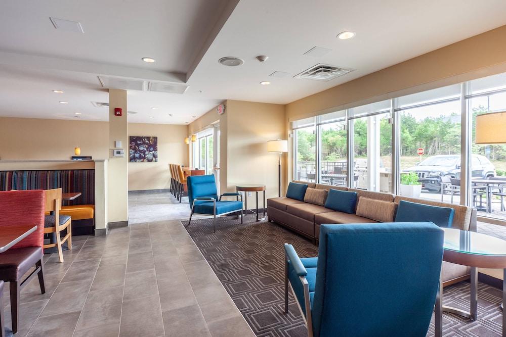 TownePlace Suites by Marriot Front Royal