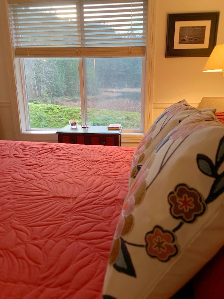 Otters Pond Bed and Breakfast