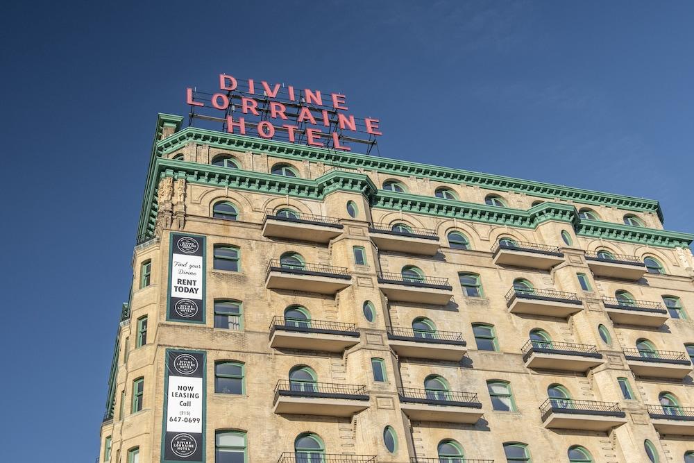 Divine Lorraine Apartment Hotel