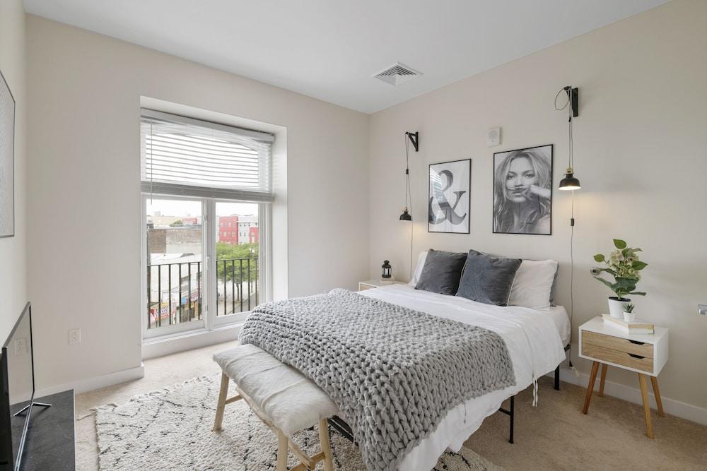 Divine Lorraine Apartment Hotel