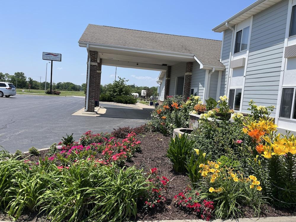 Garnett Inn & RV Park