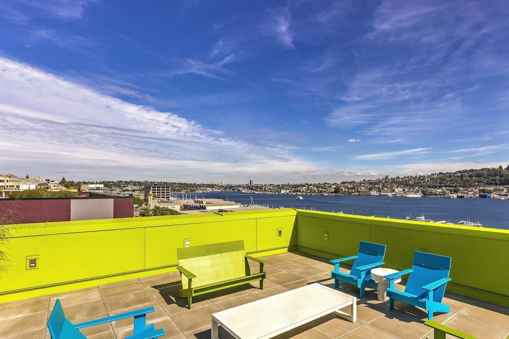 Domicile Suites at Marina SLU