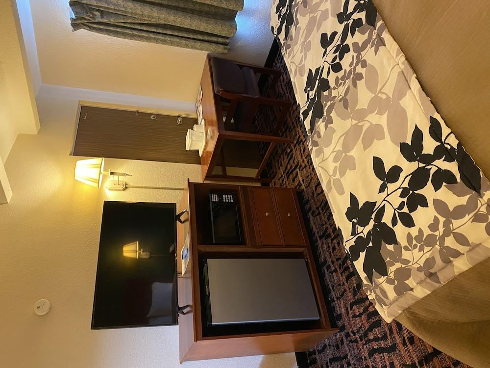 Rodeway Inn