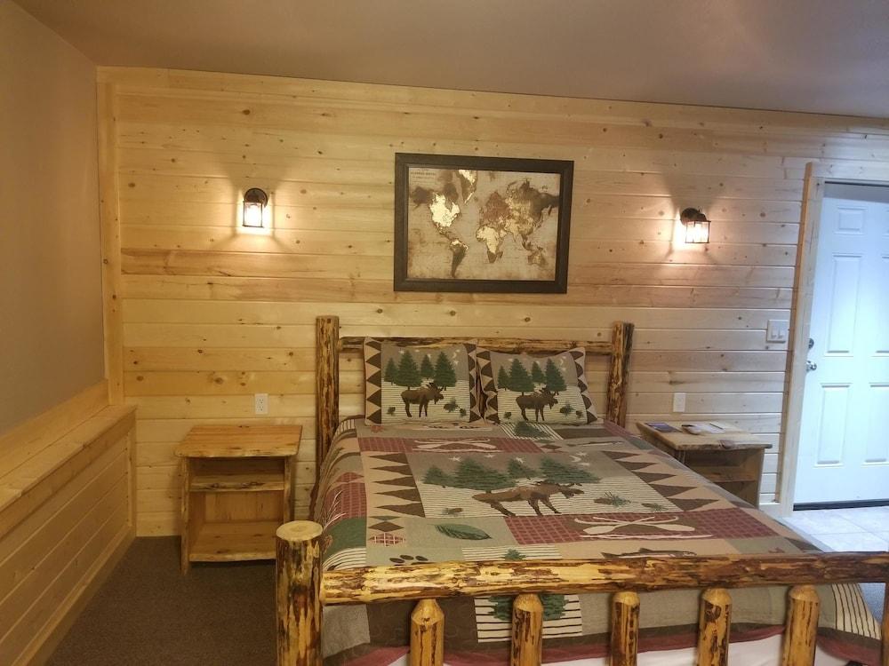 Carriage House Inn