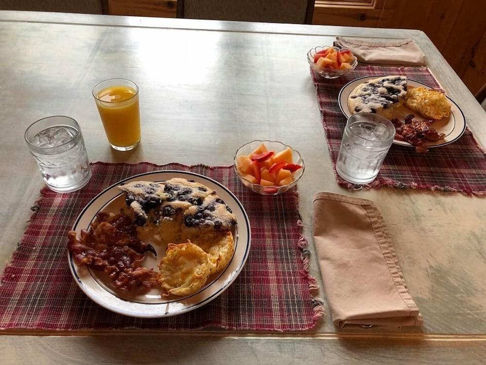 The Blue Heron Bed & Breakfast