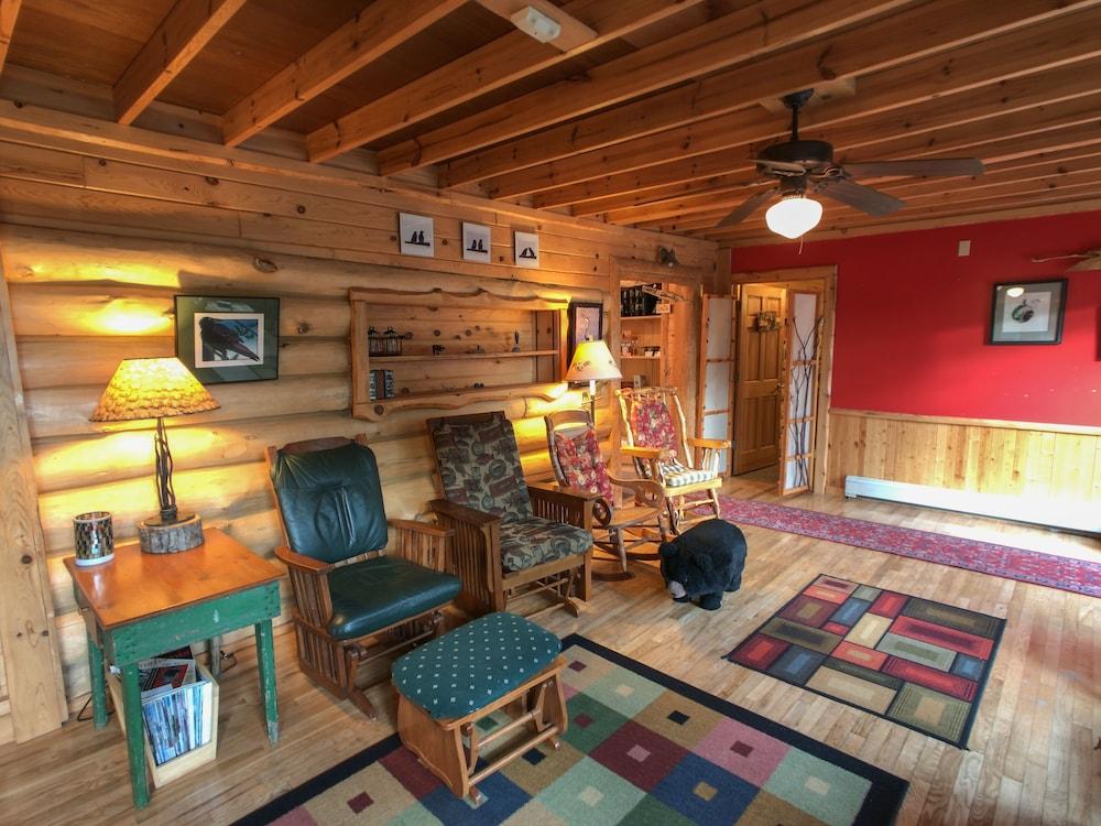 The Blue Heron Bed & Breakfast